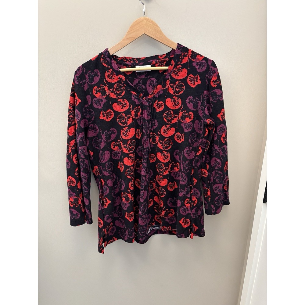 Komil Loose  Top Black Red Floral Med V Neck  Pockets Lagenlook Artsy
